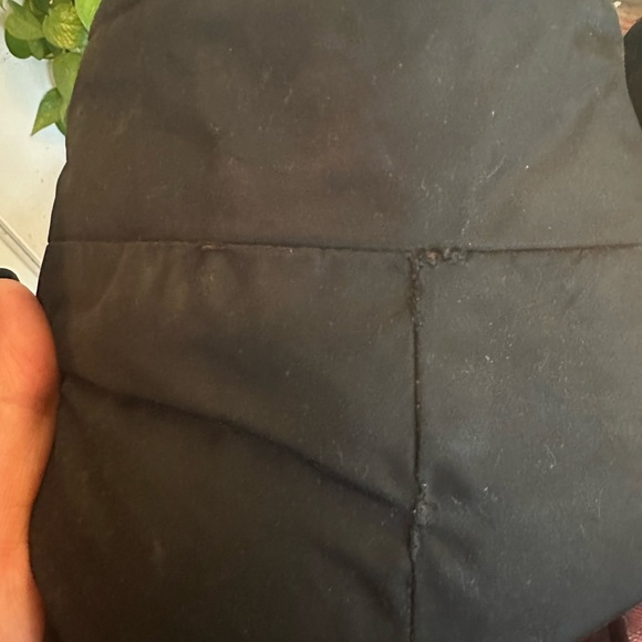 $1000 Mackage Katryn black down jacket with fur hood and leather trim size large - Picture 10 of 11